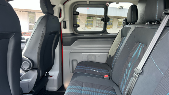 Ford Transit Custom 320 L1 Petrol Fwd 2.5 PHEV 232ps H1 Double Cab Van Sport Auto - Image 18